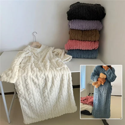 Winterkleidung Aus Korallenrotem Samt